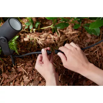 Spot PHILIPS Lily pentru exterior, Hue White și ambianță de culoare, 230V, LED integrat 1x8W, crom mat, extensie (1741530P7) Spot PHILIPS Lily pentru exterior, Hue White și ambianță de culoare, 230V, LED integrat 1x8W, crom mat, extensie (1741530P7)
