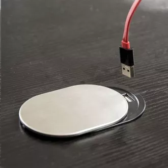 Solight 1x priză încorporată 1x USB cu capac glisant, capac oval din aluminiu periat, cablu prelungitor 1, 9m Solight 1x priză încorporată 1x USB cu capac glisant, capac oval din aluminiu periat, cablu prelungitor 1, 9m