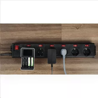 Prelungitor Hama XL cu protecție la supratensiune, 6 prize schuko, 6 + 1 întrerupătoare, negru Prelungitor Hama XL cu protecție la supratensiune, 6 prize schuko, 6 + 1 întrerupătoare, negru