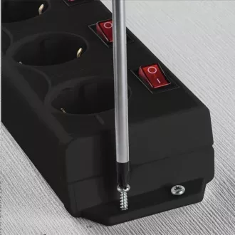 Prelungitor Hama XL cu protecție la supratensiune, 6 prize schuko, 6 + 1 întrerupătoare, negru Prelungitor Hama XL cu protecție la supratensiune, 6 prize schuko, 6 + 1 întrerupătoare, negru