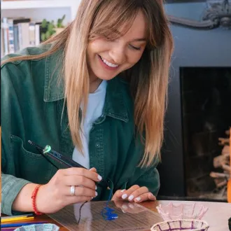 3Doodler 3D Pen Create  stilou 3D și 75 de rezerve și 5 șabloane