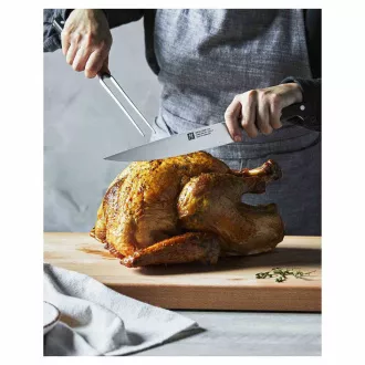 Set de tăiat carne ZWILLING, 1x cuțit de feliat 20 cm, 1x furculiță pentru carne - Pro Set de tăiat carne ZWILLING, 1x cuțit de feliat 20 cm, 1x furculiță pentru carne - Pro