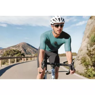 Cameră de acțiune miniaturală Insta360 GO Ultra, 4K Ultra HD, 60fps, sistem de montare magnetic, neagră