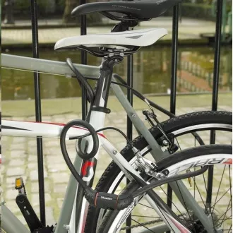 Cablu de bicicletă Master Lock Steel 8121EURDPRO - 1,8 m Cablu de bicicletă Master Lock Steel 8121EURDPRO - 1,8 m