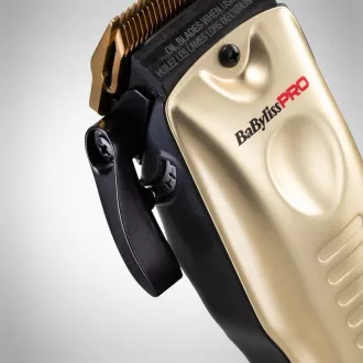 Aparat de tuns profesional BaByliss Pro 4 FX825GE, lame din titan, baterie de 3300 mAh, auriu Aparat de tuns profesional BaByliss Pro 4 FX825GE, lame din titan, baterie de 3300 mAh, auriu