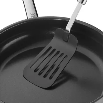 Spatula WMF Profi Plus, până la 260 °C, lavabilă în mașina de spălat vase