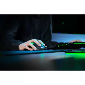 Mouse RAZER DeathAdder V2, optic, rezoluție 20.000 dpi, USB, stocare hibrid în cloud și memorie integrată, RGB