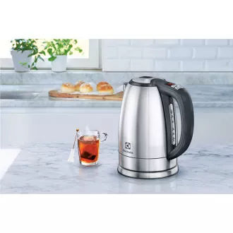 EEWA7700 DIN OȚEL INOXIDABIL. CEAINIC INTELIGENT ELECTROLUX
