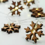 Lanț de lumini LED Eurolamp cu fulgi de zăpadă din lemn, alb cald, 10 LED-uri, 1 buc.
