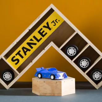Stanley Jr. OK013-SY Set de construcție, mașină de curse, lemn Stanley Jr. OK013-SY Set de construcție, mașină de curse, lemn