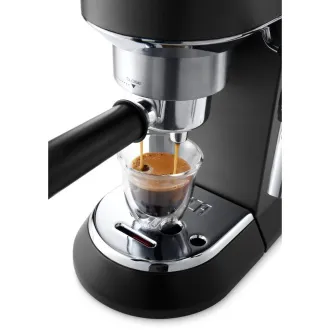 EC685.BK PÂRGIA ESPRESSO DE'LONGHI - Utilizat