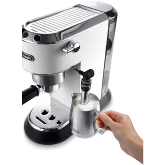 EC685.W ESPRESSO LEVER DE'LONGHI