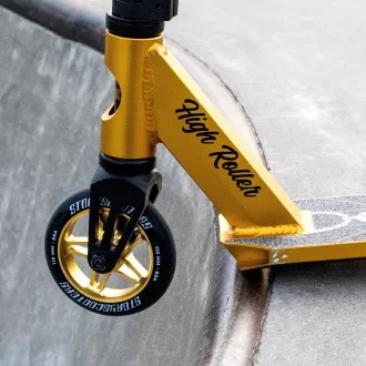 Scuter Freestyle Story High Roller Gold Scuter Freestyle Story High Roller Gold