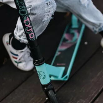 Scuter Freestyle MOVINO TYRO MINT-PINK Scuter Freestyle MOVINO TYRO MINT-PINK