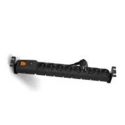 Panou de alimentare de 19" 8x230V, 3m, întrerupător, protecție la supraîncălzire, conector termic