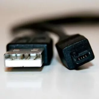 Cablu USB cu logo (1.1), USB A tată - 4 pini tată, 0,7 m, spiralat, negru, HIROSE