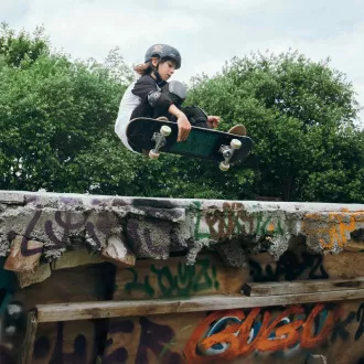 Cască freestyle NKX Brain Saver, Pirate