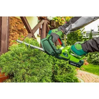 Mașină de tuns gard viu Verto 52G568, 18V, 14, la pachet 2x baterii de 1,3Ah tip Mașină de tuns gard viu Verto 52G568, 18V, 14, la pachet 2x baterii de 1,3Ah tip