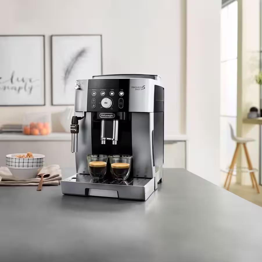 Aparat automat de cafea DeLonghi Magnifica S Smart ECAM 250.23.SB